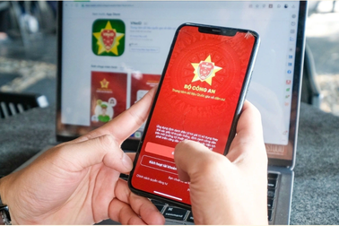 Công an khẳng định thí sinh có thể dùng VNeID thay CCCD làm thủ tục thi