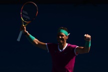 Nadal "sống sót" sau loạt tie-break dài 28 phút