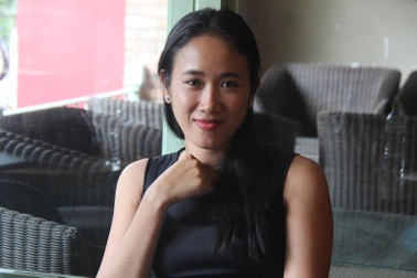 Vụ người mẹ một mình sang Pháp tìm con: Tòa tuyên giao con cho mẹ