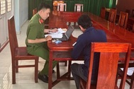 Xử phạt người đàn ông bình luận xúc phạm công an trên mạng