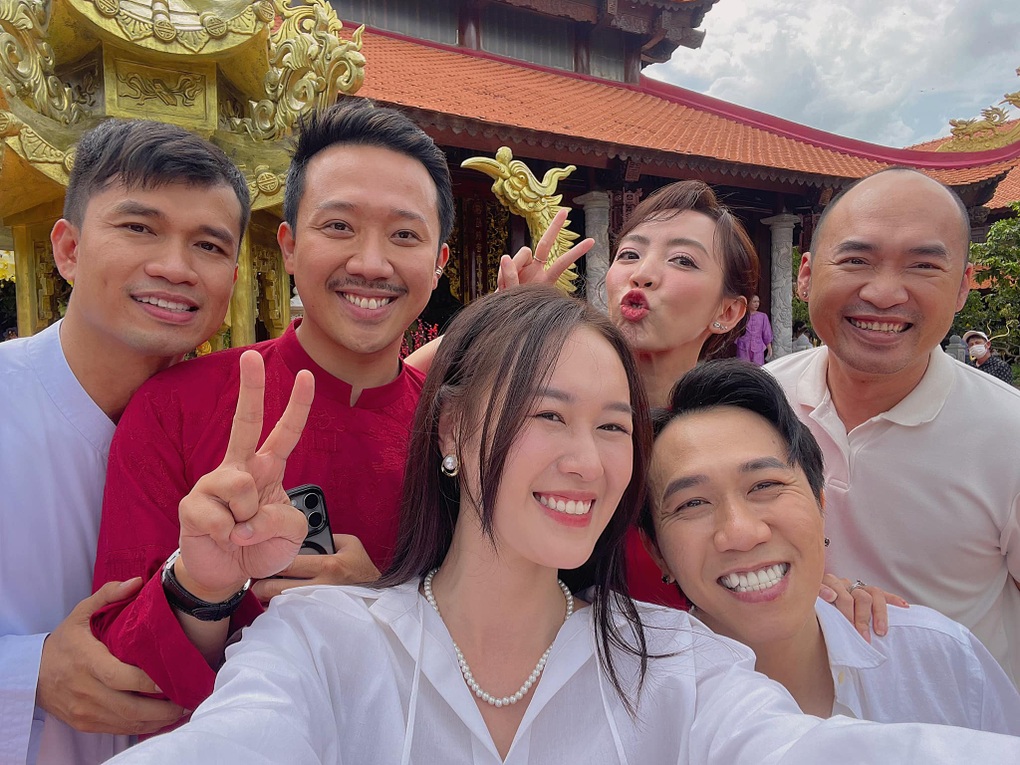Vợ kém 12 tuổi của Anh Đức: Yêu được 2 tuần, anh đòi dắt tôi ra mắt bố mẹ - 5 Vợ kém 12 tuổi của Anh Đức: Yêu được 2 tuần, anh đòi dắt tôi ra mắt bố mẹ - 5