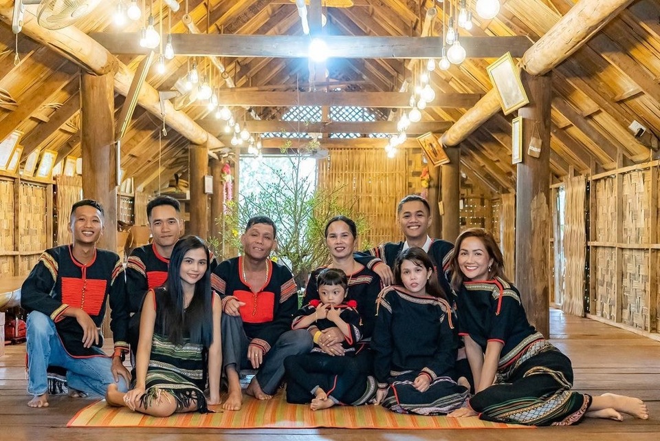 Sao Việt đi đâu, làm gì trong ngày đầu năm Tân Sửu? - 6