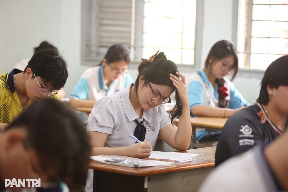 Trả học bạ về đúng mục đích - 1 Trả học bạ về đúng mục đích - 1