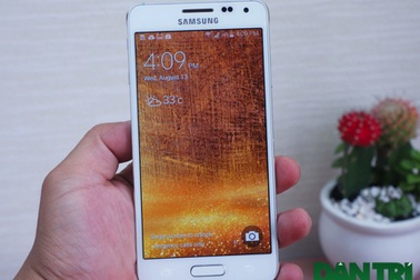 Galaxy Alpha sẽ có giá 14 triệu đồng, bán ra từ đầu tháng 9