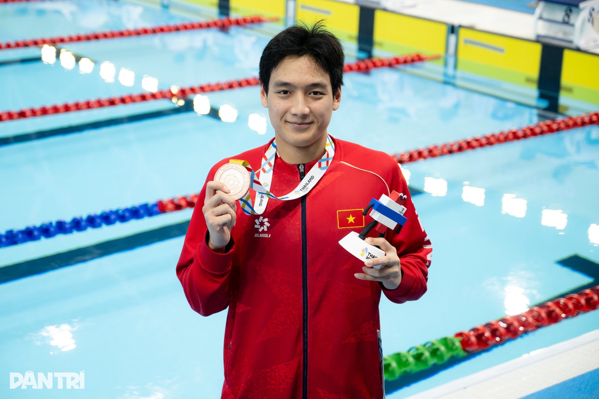 Tran Hung Nguyens enastående prestation gav honom sin 10:e-13:e guldmedalj i SEA Games. Màn tranh tài đẳng cấp của Trần Hưng Nguyên với tấm HCV SEA Games thứ 10 - 13