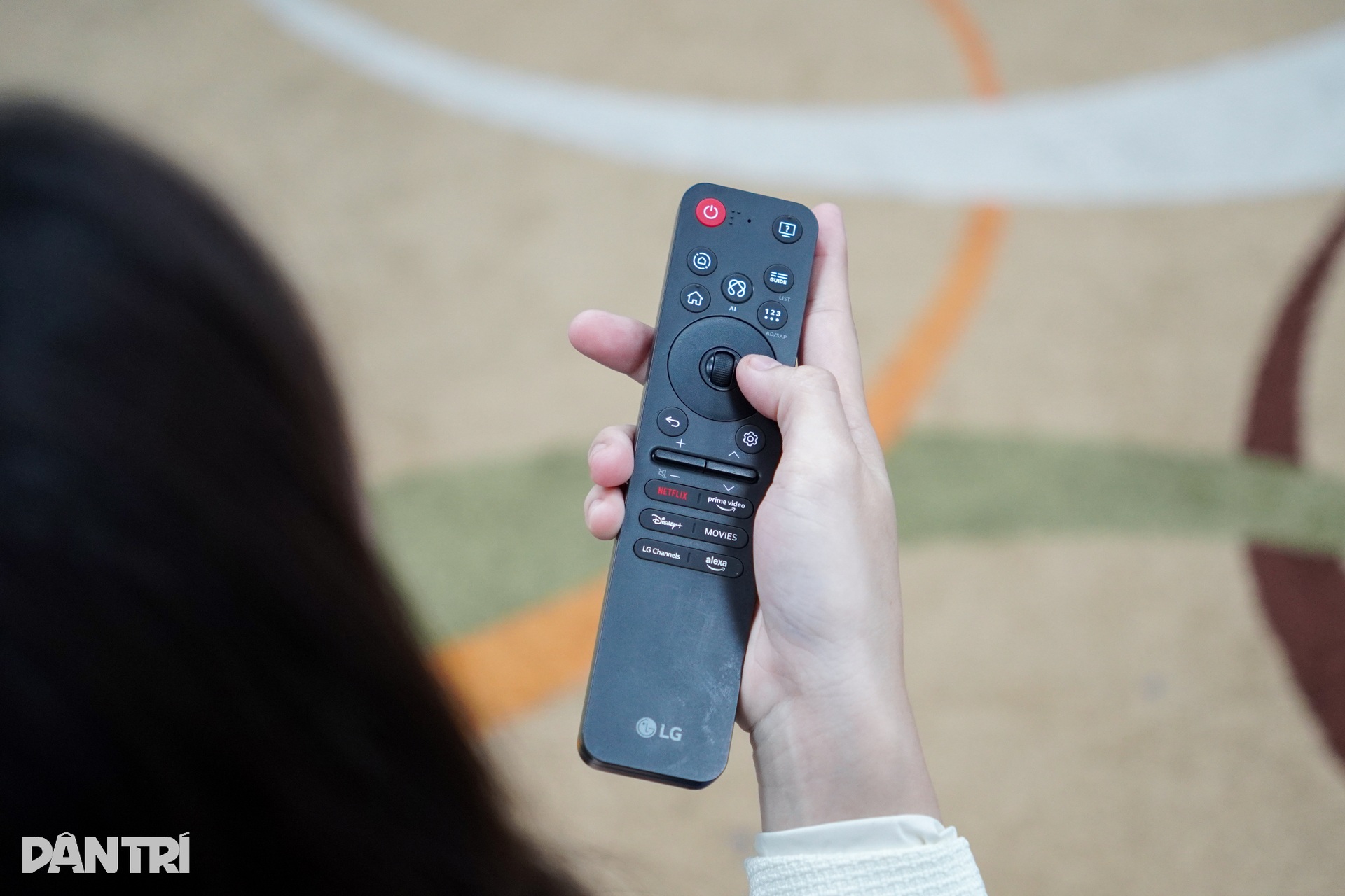 Trải nghiệm TV giá 120 triệu đồng: Thực tế cho thấy gì? - 26 Trải nghiệm TV giá 120 triệu đồng: Thực tế cho thấy gì? - 26