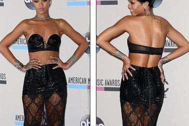 Rihanna mặc “thoáng mát” tại American Music Awards