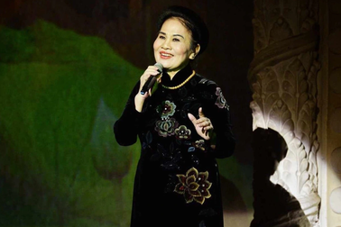 Nghệ nhân ví giặm Hồng Oanh qua đời vì đột quỵ