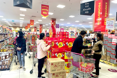 AEON mở cửa xuyên Tết phục vụ khách hàng mua sắm