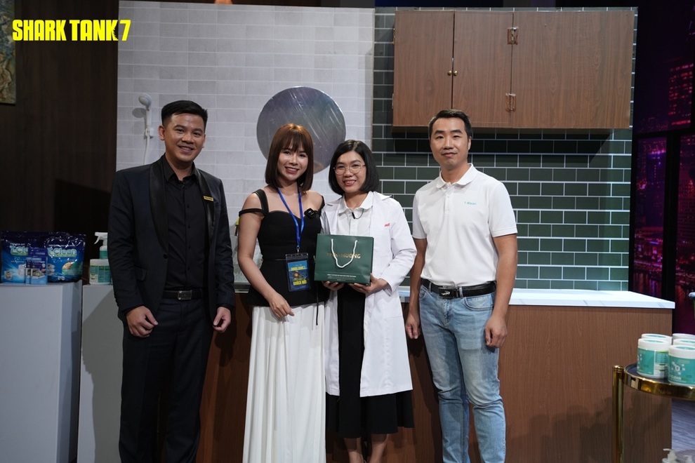Hành trình T-Clean chinh phục bể cá mập Sharktank Việt Nam mùa 7 - 4 Hành trình T-Clean chinh phục bể cá mập Sharktank Việt Nam mùa 7 - 4