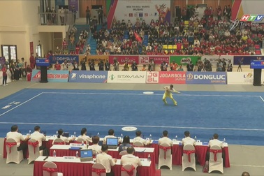Hoàng Thị Phương Giang giành HCV côn thuật nữ