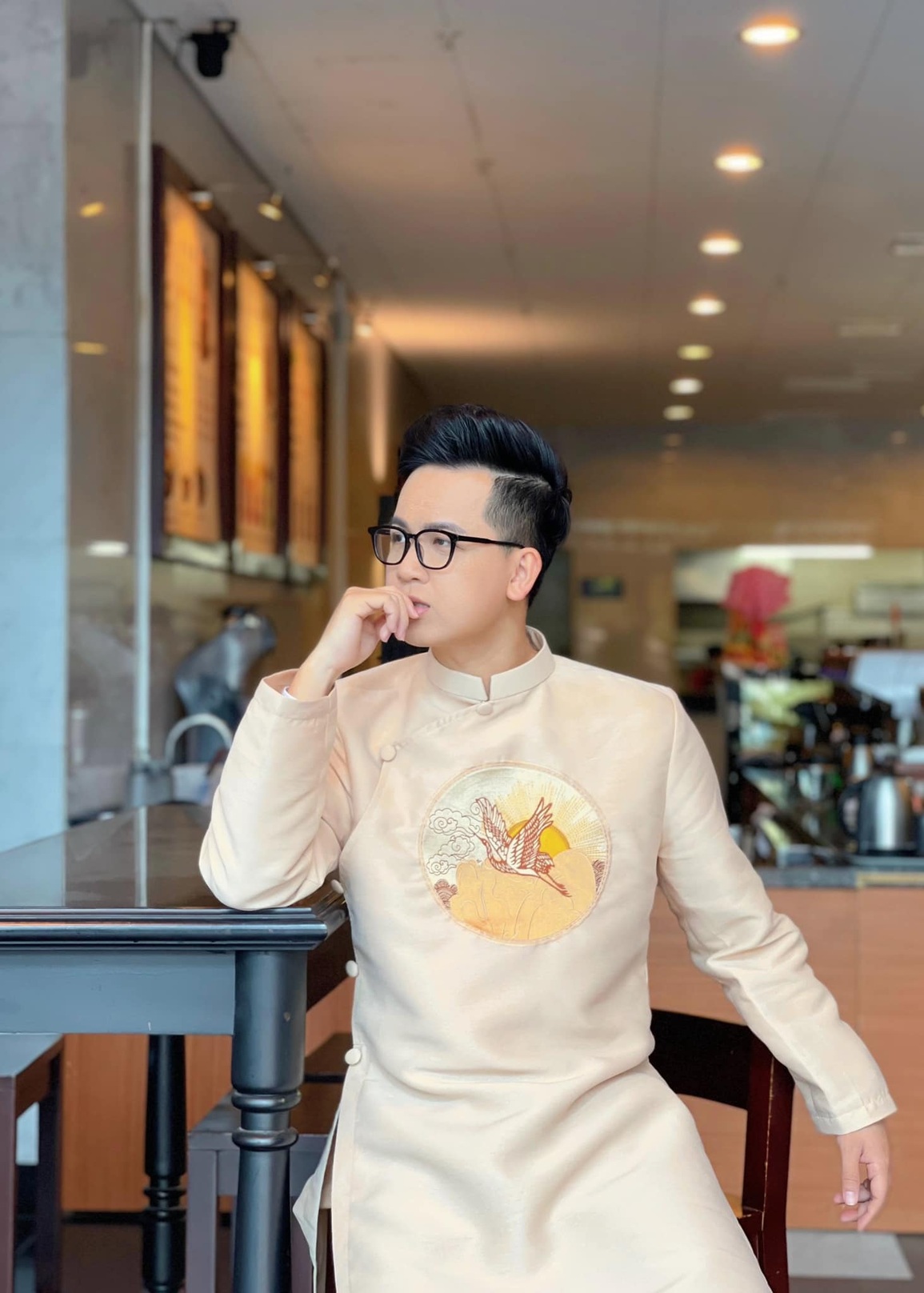 Chia tay Chuyển động 24h, BTV Hữu Trí trở lại trong chương trình Tết - 4 Chia tay Chuyển động 24h, BTV Hữu Trí trở lại trong chương trình Tết - 4