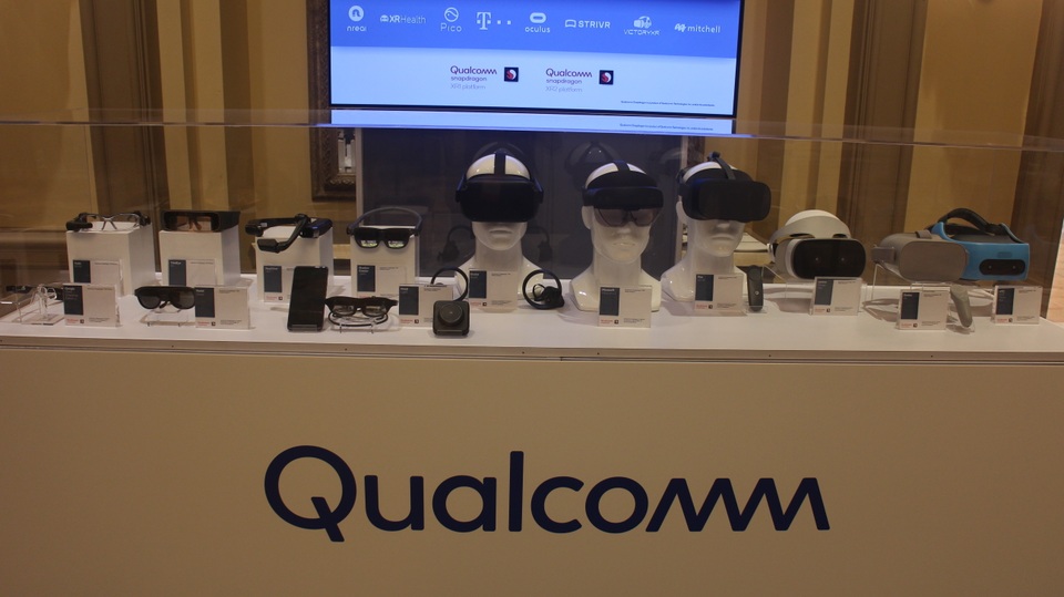 Qualcomm “đặt cược” kính thực tế ảo sẽ là tương lai của ngành di động - 2