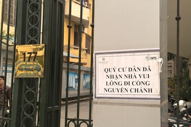 Nghịch lý chung cư cao cấp: Xây nhà xong mới tính đường, dân lo không có lối đi!