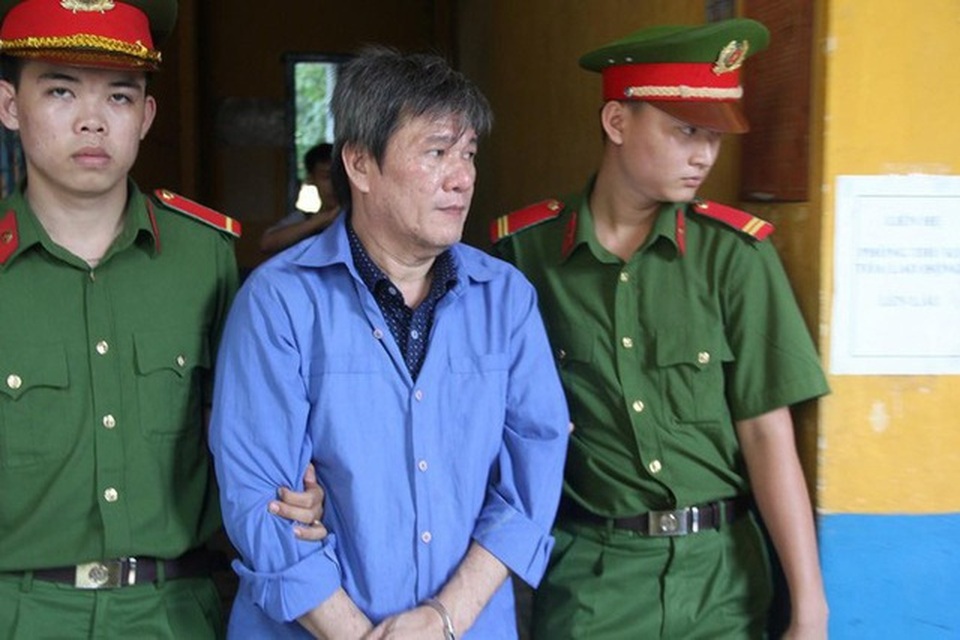 “Đại gia” Trầm Bê bị đề nghị mức án 7 năm tù - 2 “Đại gia” Trầm Bê bị đề nghị mức án 7 năm tù - 2