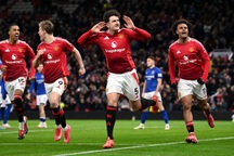 Dorgu nhận thẻ đỏ, Man Utd thắng nghẹt thở trước Ipswich