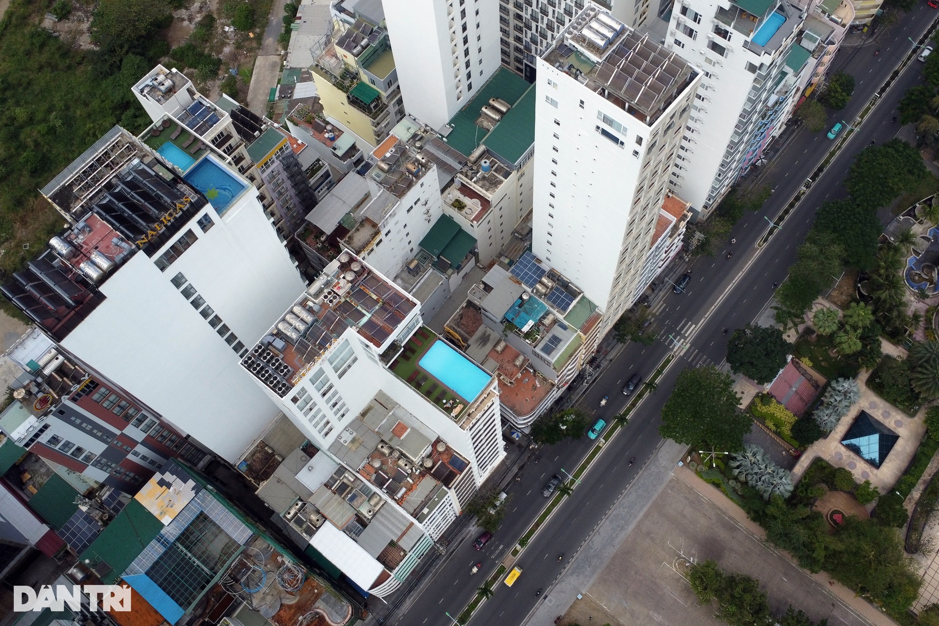 Hàng chục khách sạn ven biển Nha Trang tự ý nâng thêm tầng - 12 Hàng chục khách sạn ven biển Nha Trang tự ý nâng thêm tầng - 12