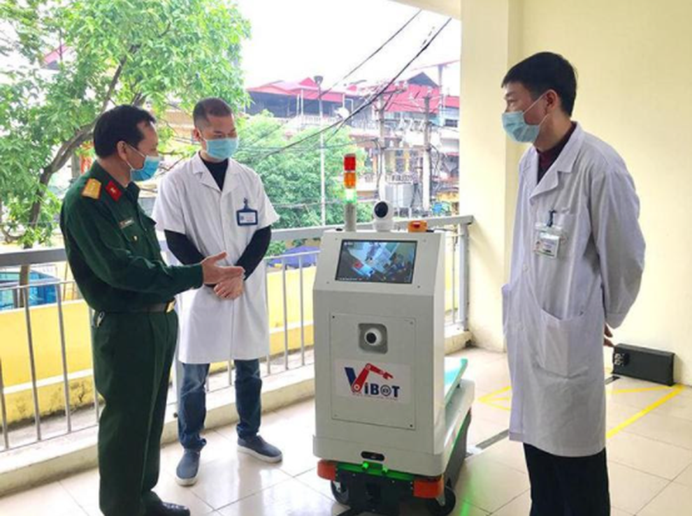 Xem robot y tế đưa cơm phục vụ bệnh nhân Covid-19 tại Việt Nam - 2 Xem robot y tế đưa cơm phục vụ bệnh nhân Covid-19 tại Việt Nam - 2
