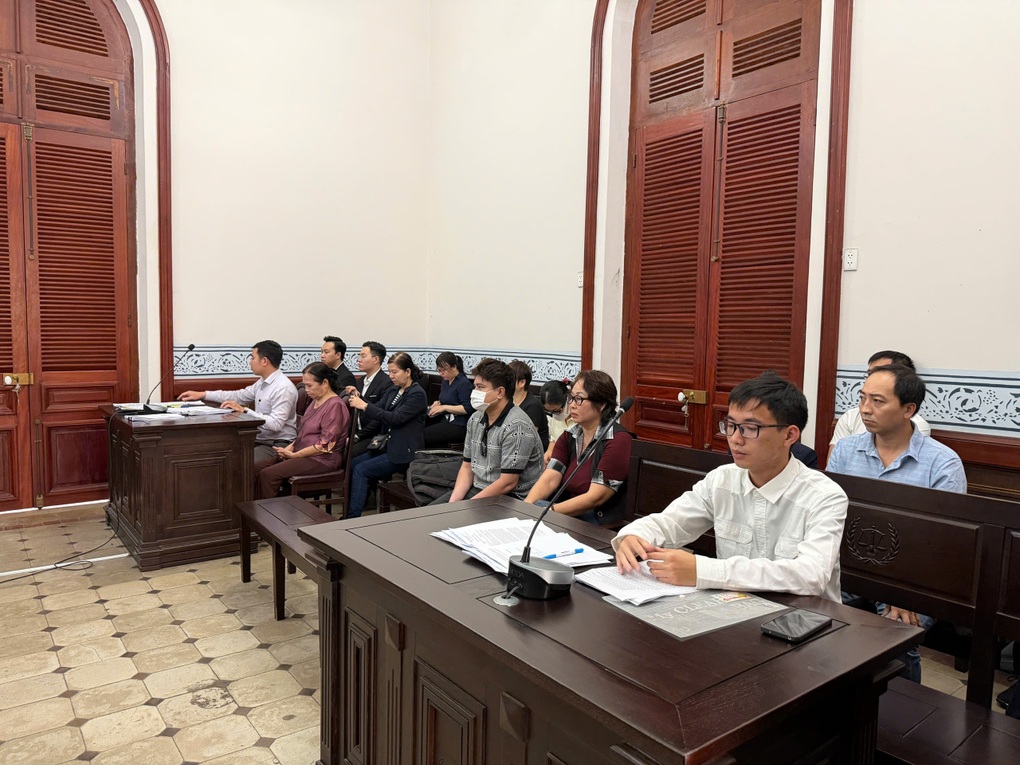 Vợ cố diễn viên Đức Tiến được hưởng di sản thừa kế bằng hiện vật - 2 Vợ cố diễn viên Đức Tiến được hưởng di sản thừa kế bằng hiện vật - 2