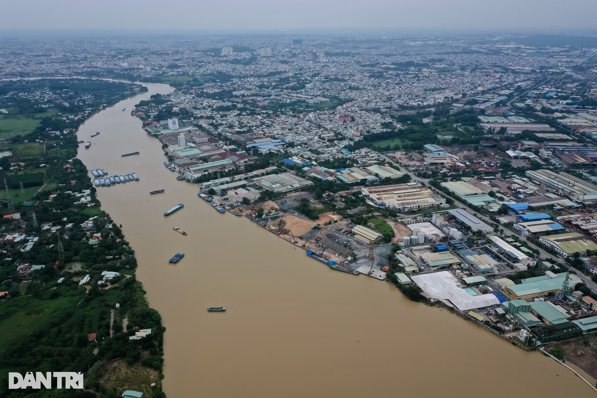 Cận cảnh KCN Biên Hòa 1 sắp làm Trung tâm hành chính Đồng Nai - 2 Cận cảnh KCN Biên Hòa 1 sắp làm Trung tâm hành chính Đồng Nai - 2