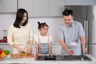 Có nên chọn nước uống có khoáng chất tự nhiên?