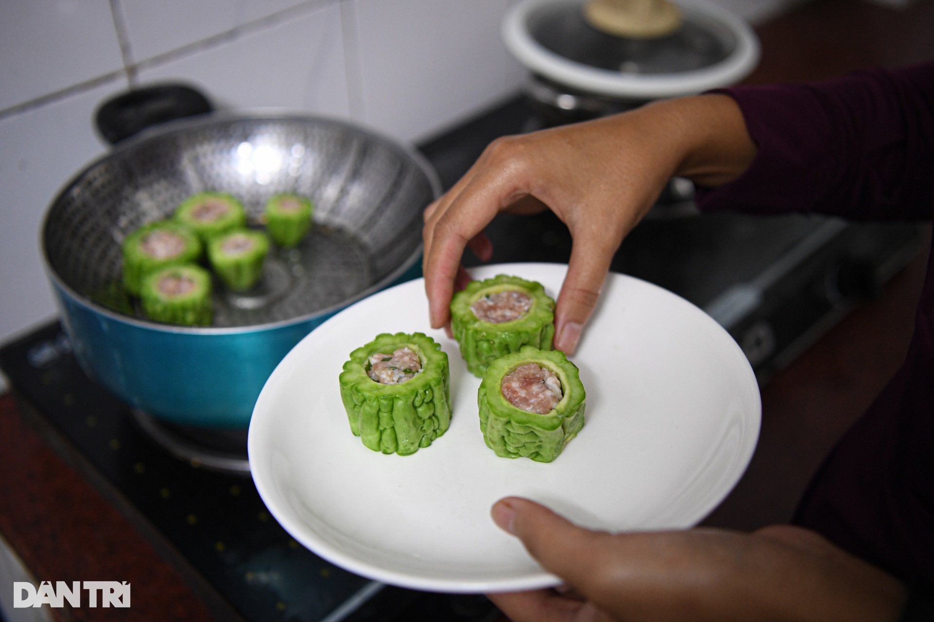 Cuộc sống của cô gái Hà Nội có trái tim chạy bằng máy - 6 Cuộc sống của cô gái Hà Nội có trái tim chạy bằng máy - 6