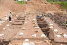 Hé lộ về 2 thuyền cổ được người dân phát hiện khi đào ao cá ở Bắc Ninh