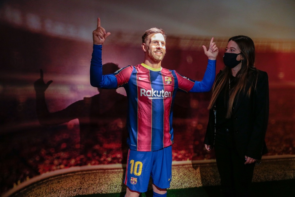 Tượng sáp của Messi bị chế giễu vì giống… Aaron Ramsey - 1 Tượng sáp của Messi bị chế giễu vì giống… Aaron Ramsey - 1