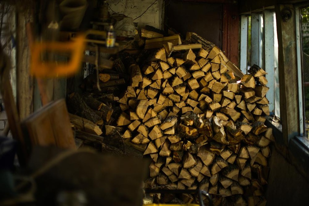 Thiếu năng lượng, người Ukraine lo sợ trước mùa đông khắc nghiệt - 2 Thiếu năng lượng, người Ukraine lo sợ trước mùa đông khắc nghiệt - 2