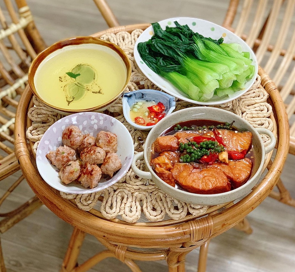 Bắt mắt, đã miệng với những mâm cơm dành cho gia đình 3 người - 7 Bắt mắt, đã miệng với những mâm cơm dành cho gia đình 3 người - 7