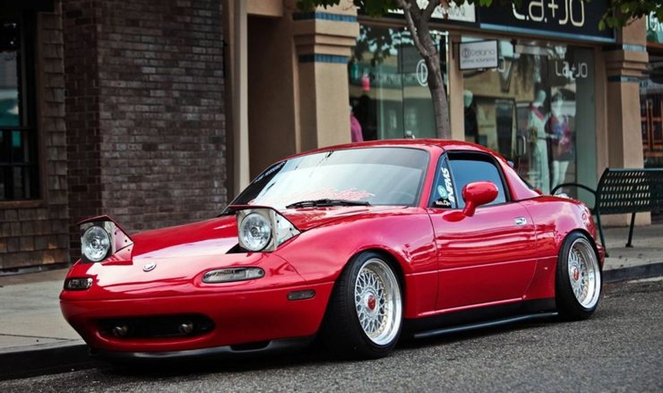 Những thiết kế thú vị đã biến mất trên ô tô hiện đại - 6