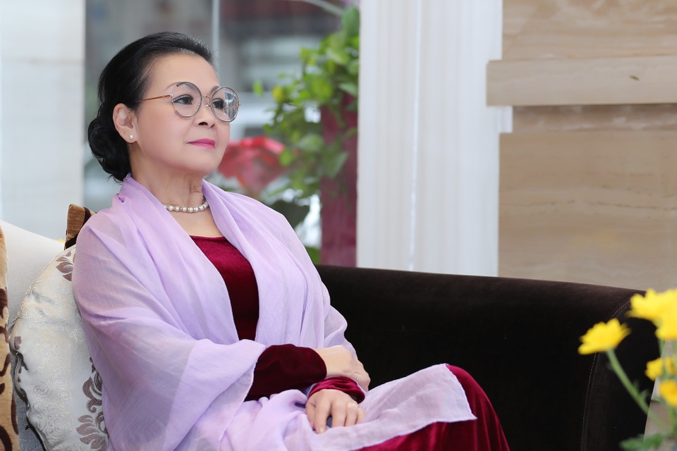 Khánh Ly: “Tết đầu tiên ở Mỹ, tôi đi hát gặp người quen chỉ biết khóc...” - 3 Khánh Ly: “Tết đầu tiên ở Mỹ, tôi đi hát gặp người quen chỉ biết khóc...” - 3