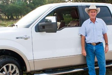 Xe bán tải của cựu tổng thống Mỹ được định giá ngang siêu xe