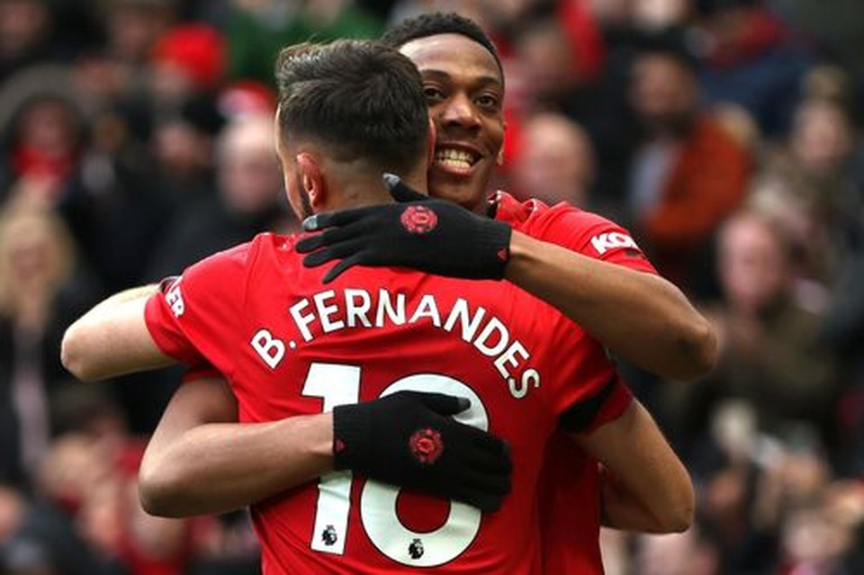 Man Utd 3-0 Watford: Màn tỏa sáng rực rỡ của Fernandes - 2 Man Utd 3-0 Watford: Màn tỏa sáng rực rỡ của Fernandes - 2