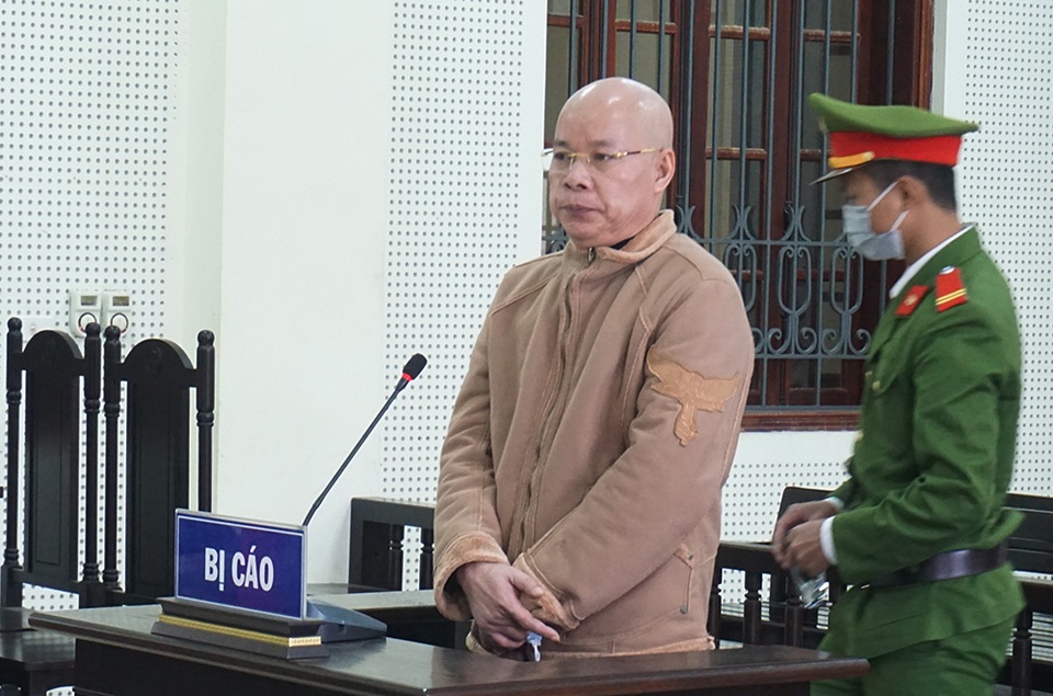 Người đàn ông thách thức pháp luật bằng ma túy và súng - 3 Người đàn ông thách thức pháp luật bằng ma túy và súng - 3