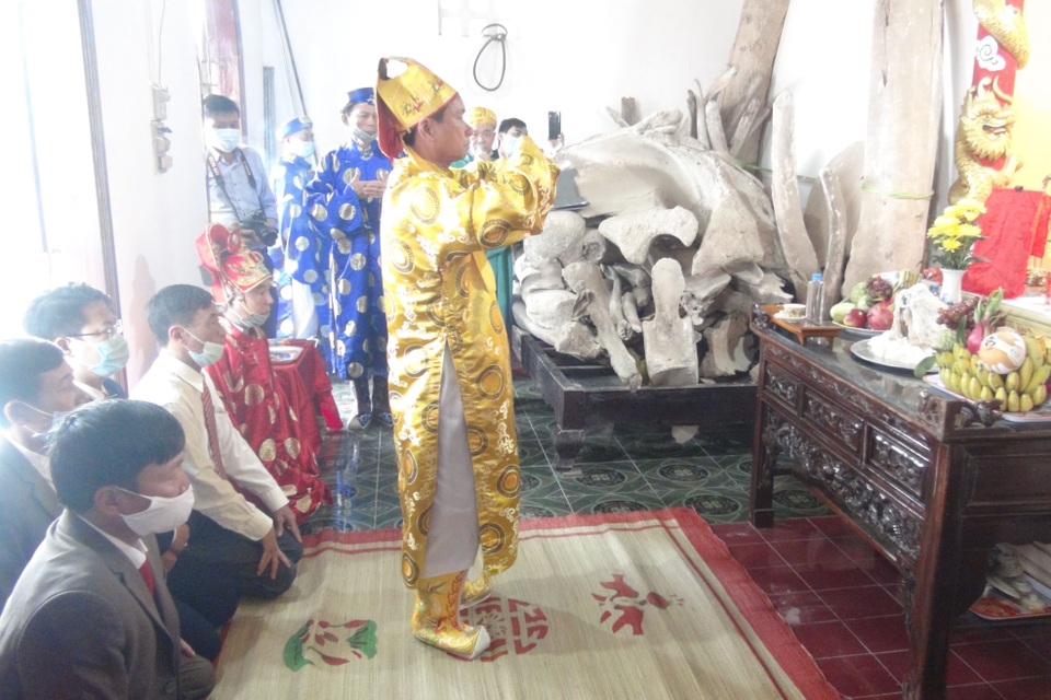 Độc đáo Lễ hội Cầu ngư đầu năm mới của ngư dân làng biển - 2 Độc đáo Lễ hội Cầu ngư đầu năm mới của ngư dân làng biển - 2