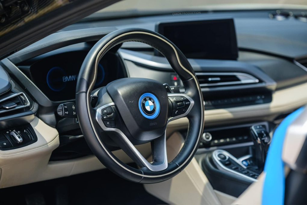 Sau gần 10 năm sử dụng, BMW i8 mất giá tới 5 tỷ đồng - 4
