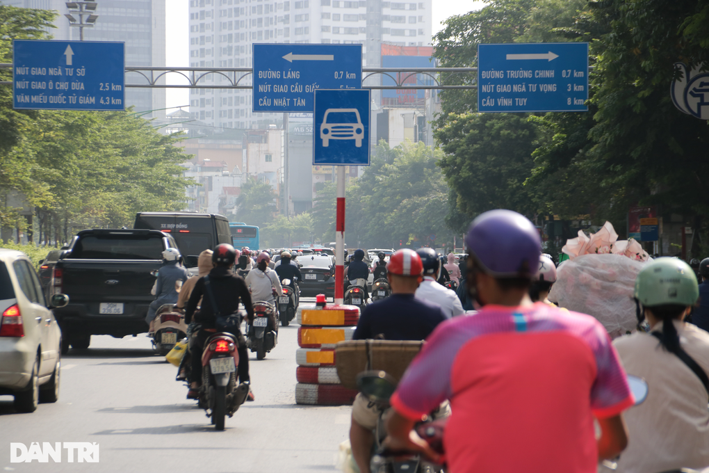 Phân làn đường Nguyễn Trãi: Giảm ùn tắc, người dân hồ hởi ủng hộ - 6 Phân làn đường Nguyễn Trãi: Giảm ùn tắc, người dân hồ hởi ủng hộ - 6