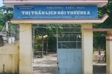 Bất ngờ điều chuyển giáo viên phát hiện học sinh chưa biết đọc, biết viết