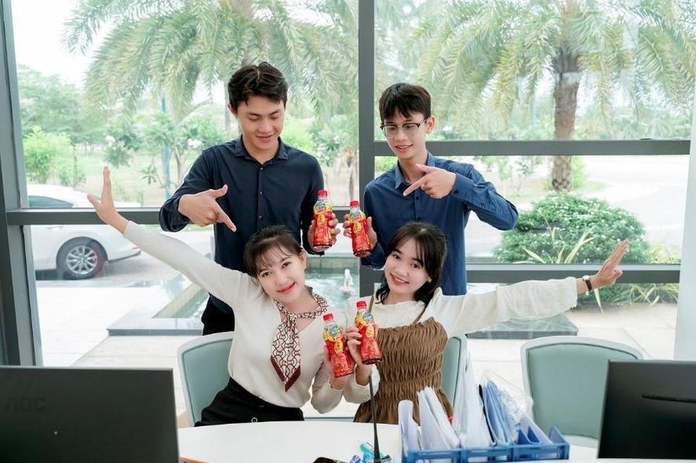 Khách hàng Nam Định trúng giải 46 triệu đồng của Dr Thanh - 3 Khách hàng Nam Định trúng giải 46 triệu đồng của Dr Thanh - 3