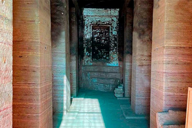 Tại sao ngôi mộ cổ Ai Cập 3.800 tuổi mỗi năm lại phát sáng một lần?