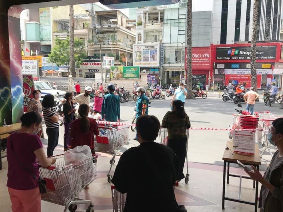 TPHCM: Big C Miền Đông, Co.opMart Lý Thường Kiệt đóng cửa vì F0 đến mua sắm - 2 TPHCM: Big C Miền Đông, Co.opMart Lý Thường Kiệt đóng cửa vì F0 đến mua sắm - 2