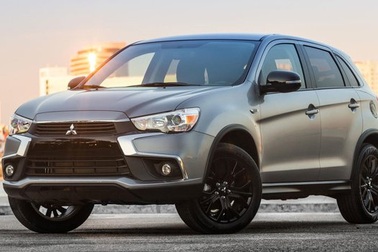 Mitsubishi hoãn ra mắt Outlander thế hệ mới