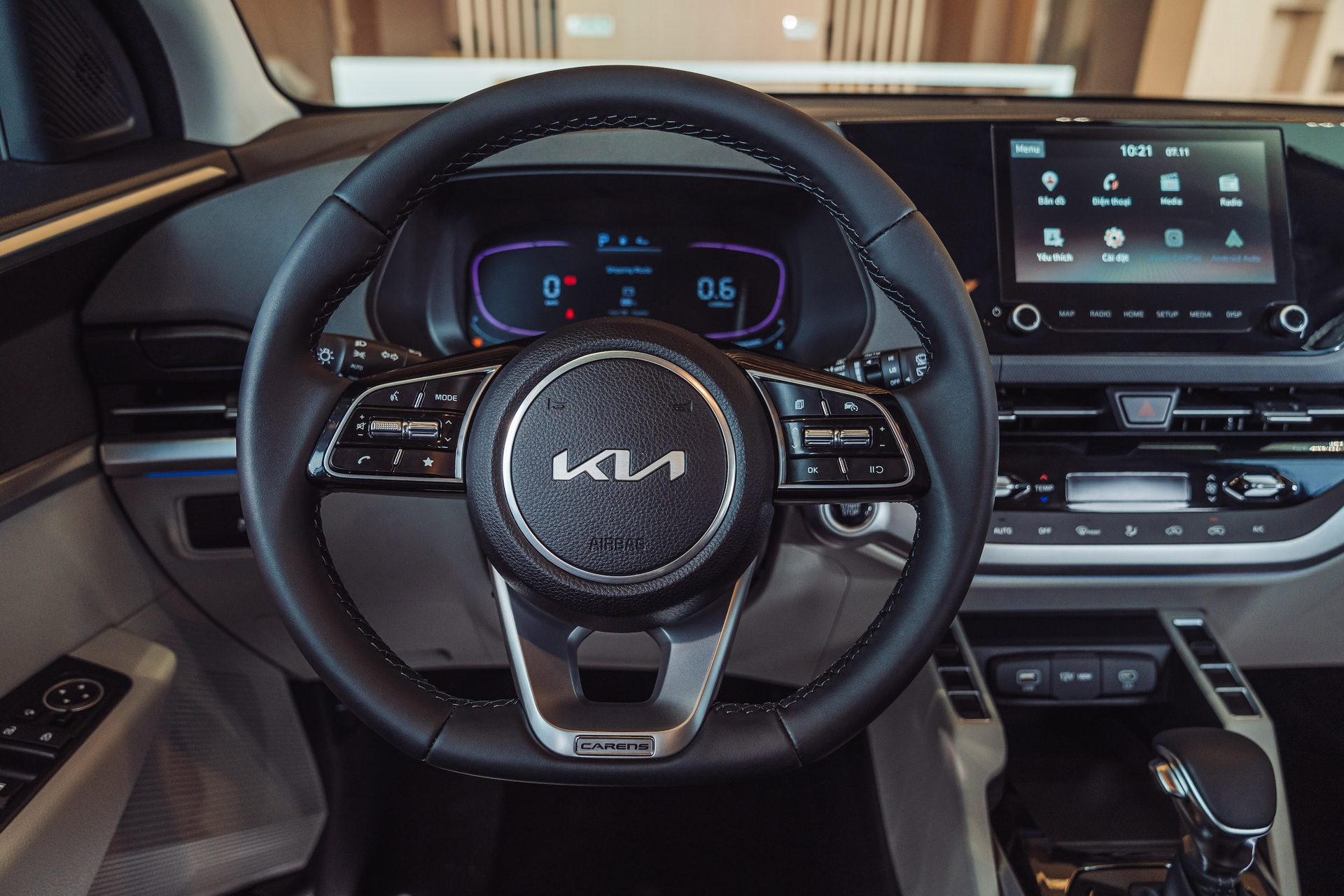 Kia Carens - Mẫu SUV thế hệ mới, hoàn thiện dải sản phẩm SUV của Kia tại Việt Nam - 17 Kia Carens - Mẫu SUV thế hệ mới, hoàn thiện dải sản phẩm SUV của Kia tại Việt Nam - 17