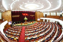 Trung ương thảo luận về công tác nhân sự