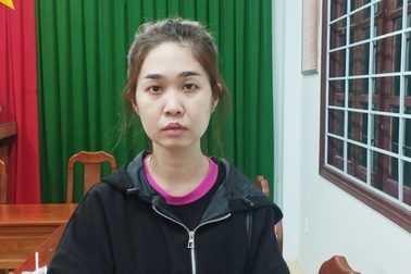 Nữ nhân viên một năm "tuồn" hơn 160 lượng vàng