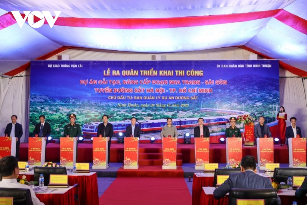 Thủ tướng phát động triển khai dự án cải tạo tuyến đường sắt đoạn Nha Trang - Sài Gòn - 4 Thủ tướng phát động triển khai dự án cải tạo tuyến đường sắt đoạn Nha Trang - Sài Gòn - 4