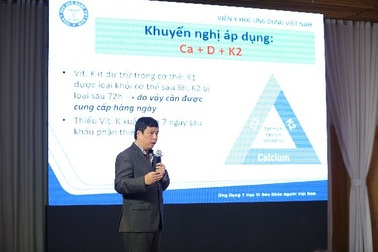 Vitamin K2 - Vi chất ít người biết giúp trẻ cao lớn mỗi ngày