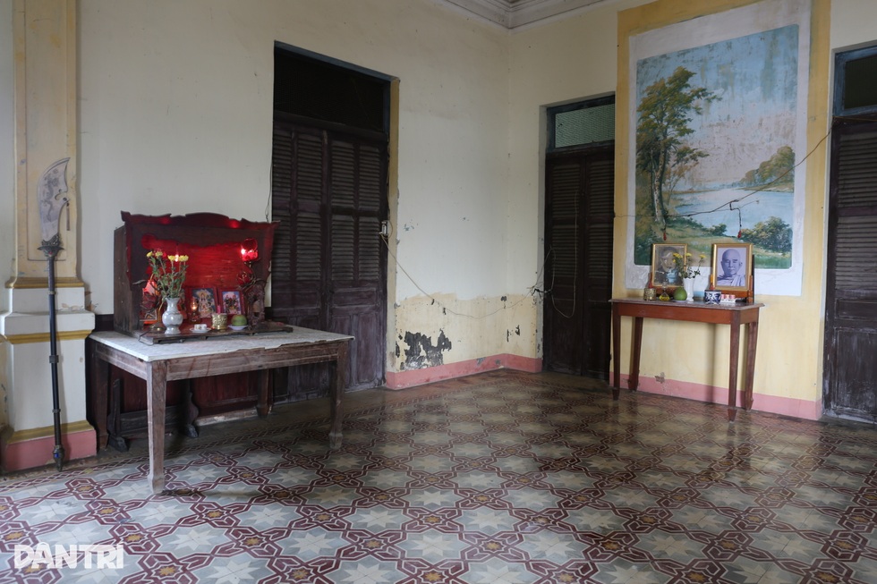 Biệt thự 100 tuổi ở Đồng Nai: Phá bỏ để làm đường hay tìm cách bảo tồn? - 3 Biệt thự 100 tuổi ở Đồng Nai: Phá bỏ để làm đường hay tìm cách bảo tồn? - 3
