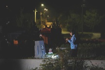 Những người phụ nữ làm công việc trông mộ, "giúp việc" cho... người chết